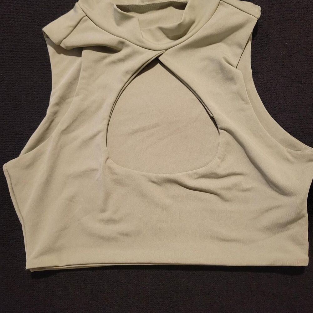 XS-Shein Women's Green and Cream Crop-top